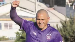 Humberto Suazo va a al rescate del SAU (Facebook).