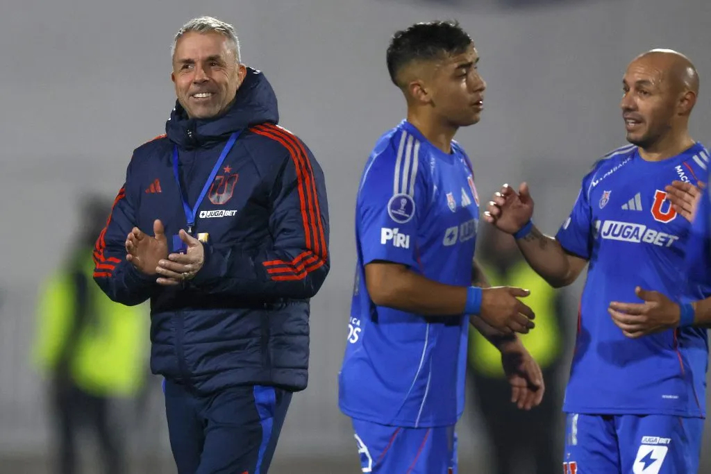Álvarez y el plantel de la U irradia felicidad tras el gran momento | FOTO: Andres Pina/Photosport