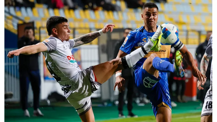 Everton y Limache repartieron puntos en la Liga de Primera (Photosport).