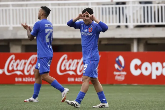 Universidad de Chile deberá definir el futuro de Flavio Moya en el mercado de fichajes.