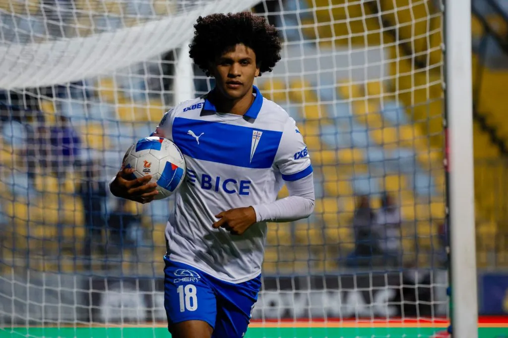 Bello se llena de críticas | Foto: Photosport