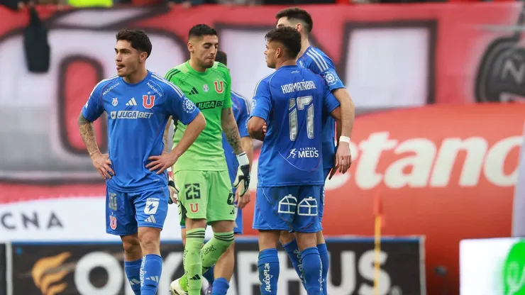 Gonzalo Montes se lleva todas las críticas por parte de la hinchada de la U