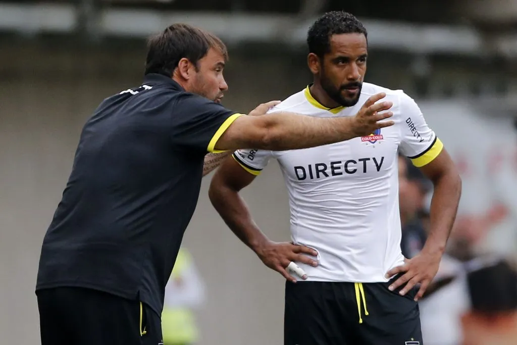 Jean Beausejour recordó lo que fue su paso por Colo Colo 
(Foto: Andres Pina/Photosport)