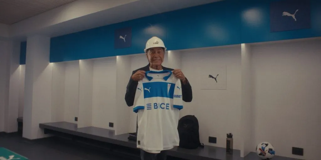 Rodríguez visitando el Claro Arena | Foto: PUMA