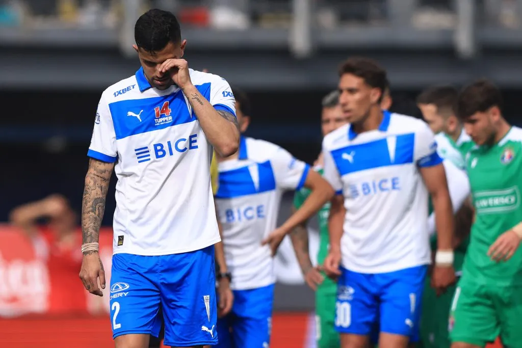 González podría dejar la UC | Foto: Photosport