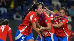 La Roja femenina ganó y queda a tiro de cañón para meterse en semis.