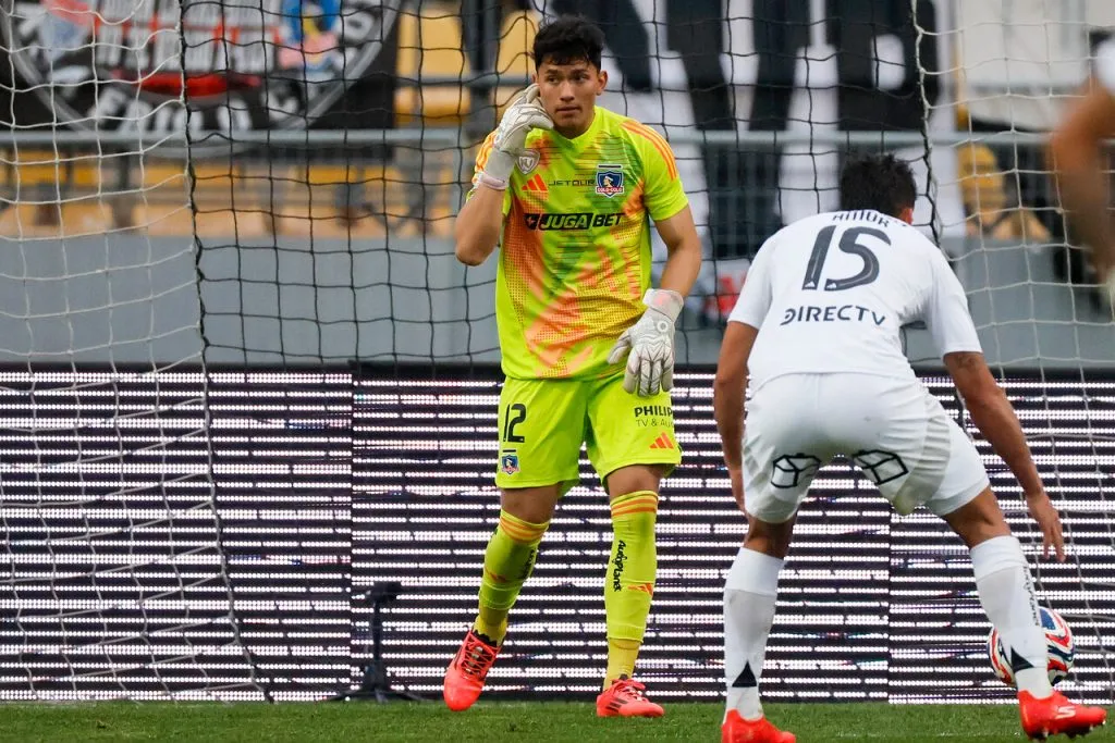 Eduardo Villanueva debutó en Colo Colo y está expectante a lo que será su futuro.