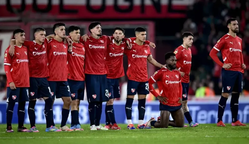 El Rojo de Avellaneda será el próximo escollo de la U en la Sudamericana | FOTO: Getty Images