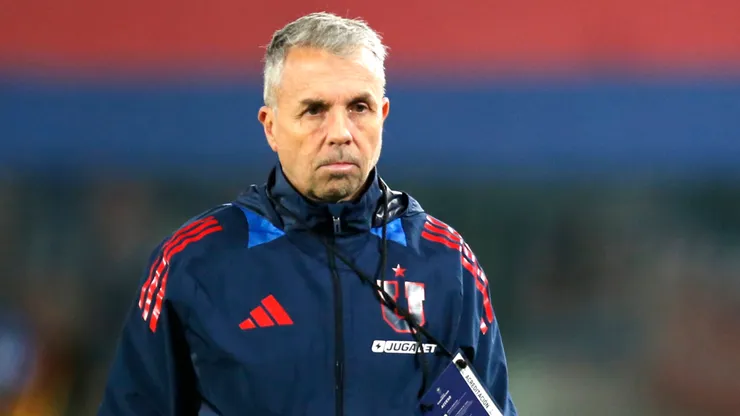 Gustavo Álvarez modificó la formación titular de Universidad de Chile para visitar a Unión La Calera.