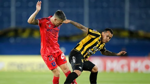 La sorpresiva decisión de Gustavo Álvarez con Charles Aránguiz en Universidad de Chile.