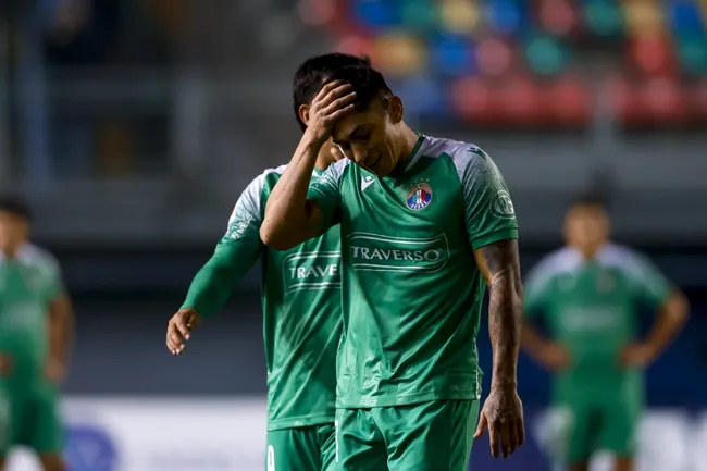 Esteban Matus prometía ser uno de los grandes fichajes de la U, pero todo se cayó | FOTO: Pepe Alvujar/Photosport