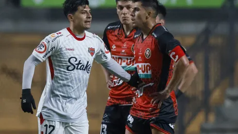 Ñublense suma de a tres ante Limache. (Foto: Photosport)