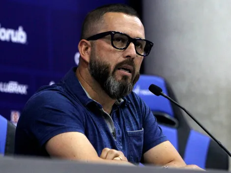 Goldberg se la juega con las dos figuras del Superclásico: ambos son albos