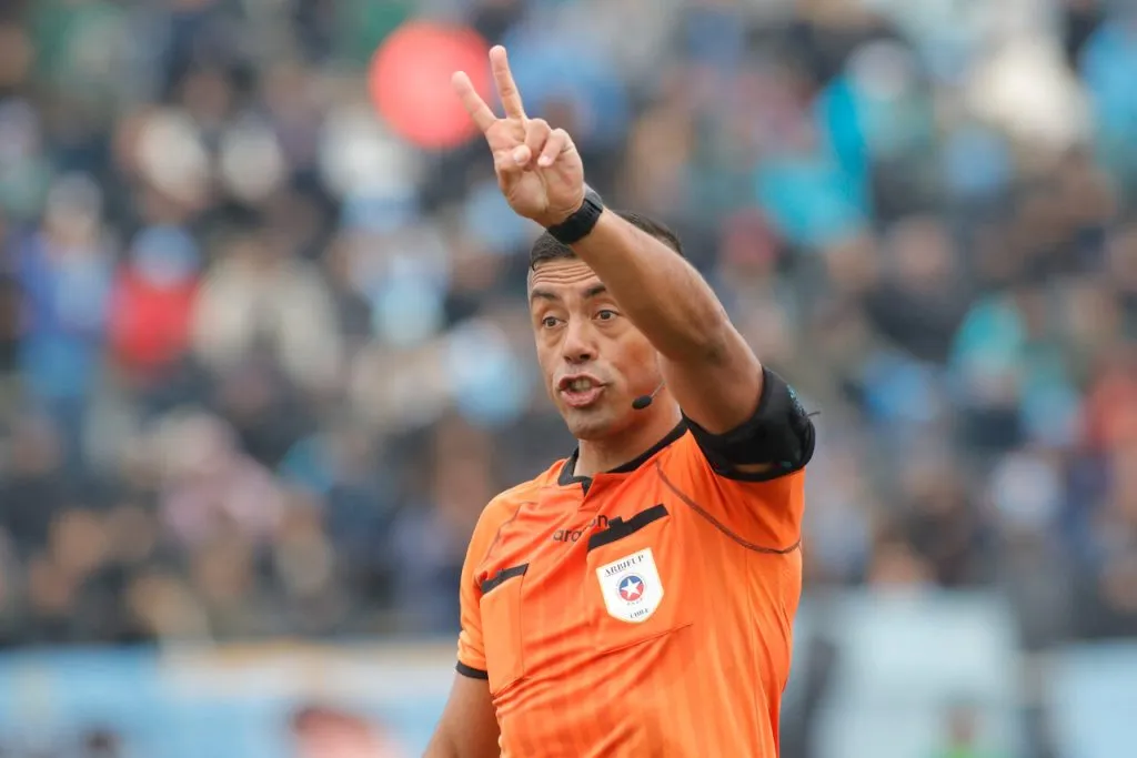 Meneghini cuestionó los cobros de Gamboa | Foto: Photosport