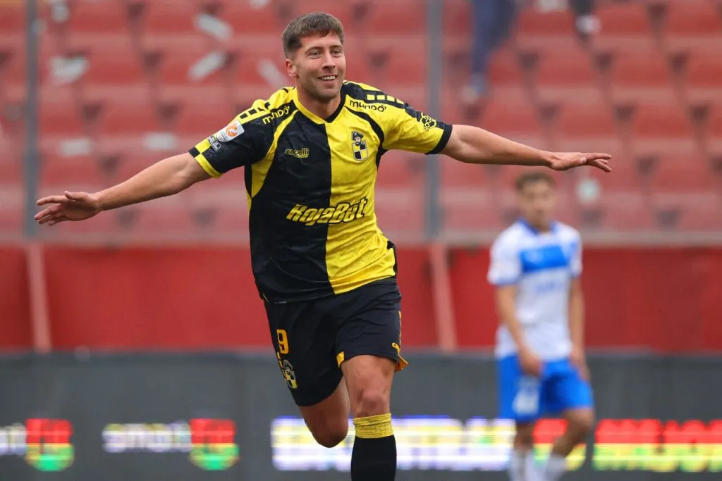 Coquimbo venció a la UC y sigue firme en la cima | Foto: Photosport