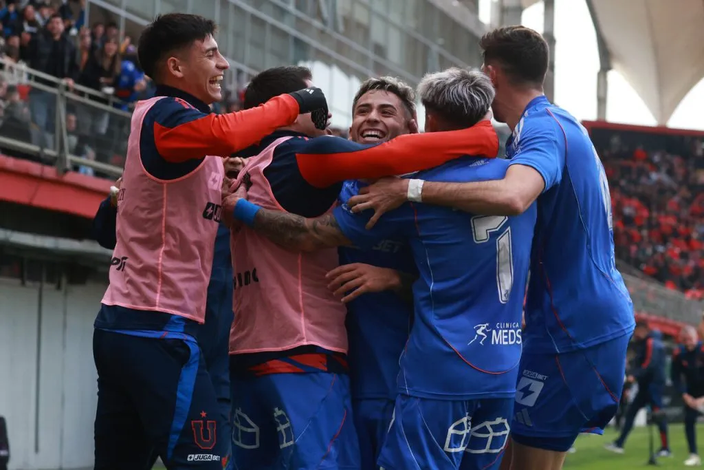 Lucas Assadi seguirá de titular en el once azul (Photosport).