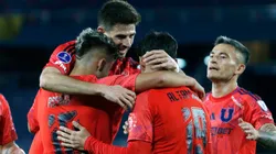 Los jugadores de Universidad de Chile, a puro festejo.