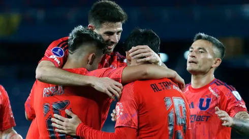 Los jugadores de Universidad de Chile, a puro festejo.