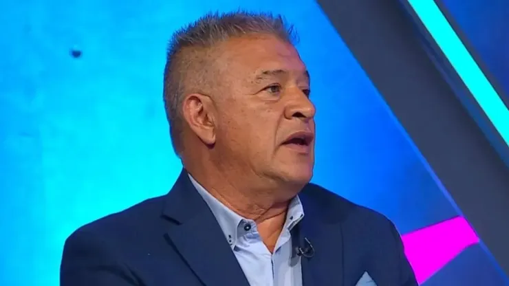 Borghi lanza dardo a Jorge Almirón.