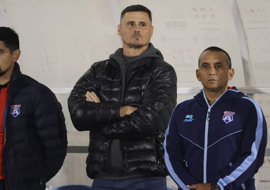 Cavalieri sin filtro en Arica | Foto: Photosport