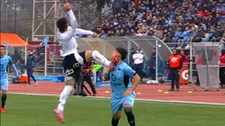 Alan Saldivia se salvó de la tarjeta roja: debió ser expulsado en duelo entre Colo Colo y O'Higgins.