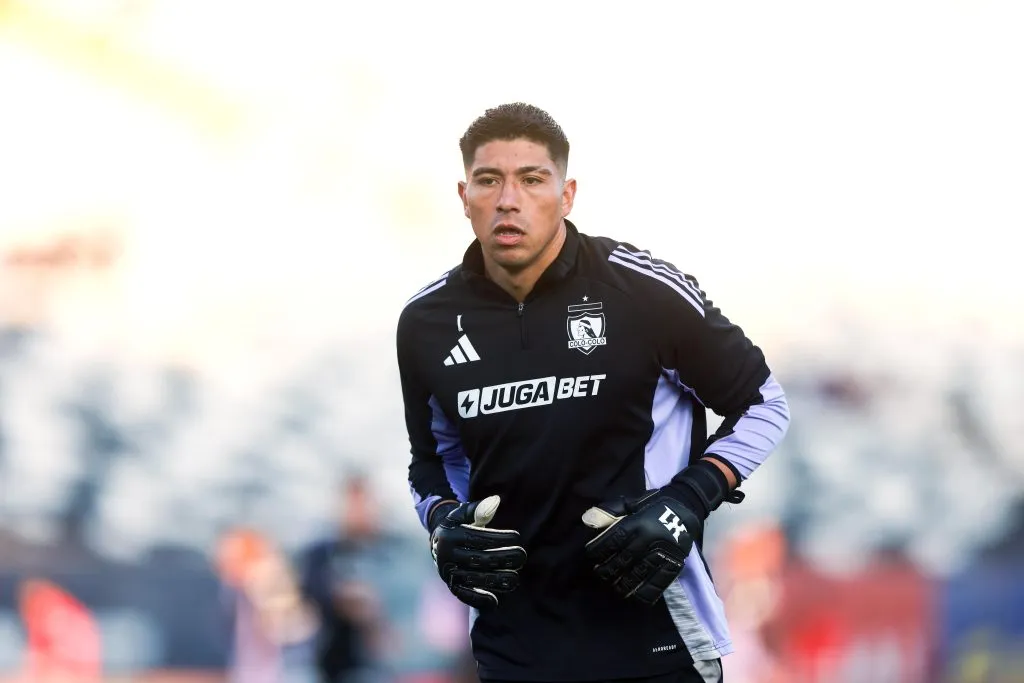 Brayan Cortés interesa a Peñarol de Uruguay, club que envió una oferta a Colo Colo. (Foto: Photosport)