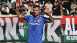 El falso monumento a Charles Aránguiz que encendió las redes sociales.