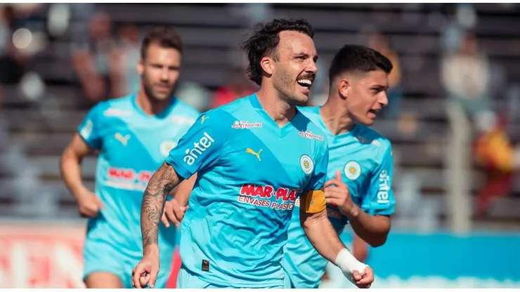 ¿Cómo juega? Ex DT de Rodríguez ilusiona a los hinchas de la U
