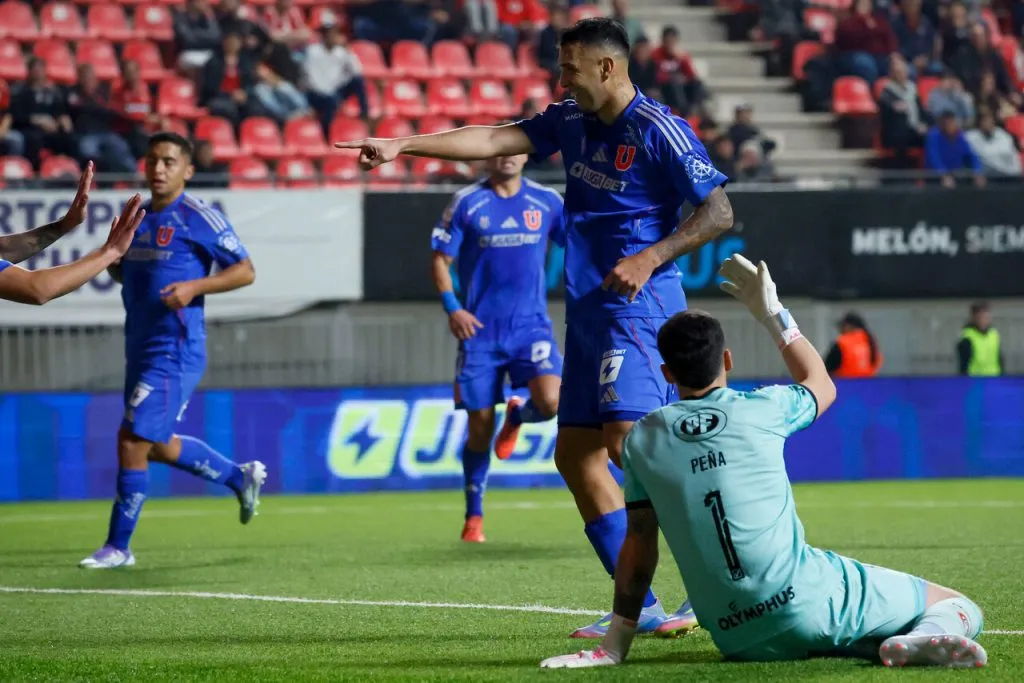 Johnny quiere otro delantero en la U. | Foto: Photosport