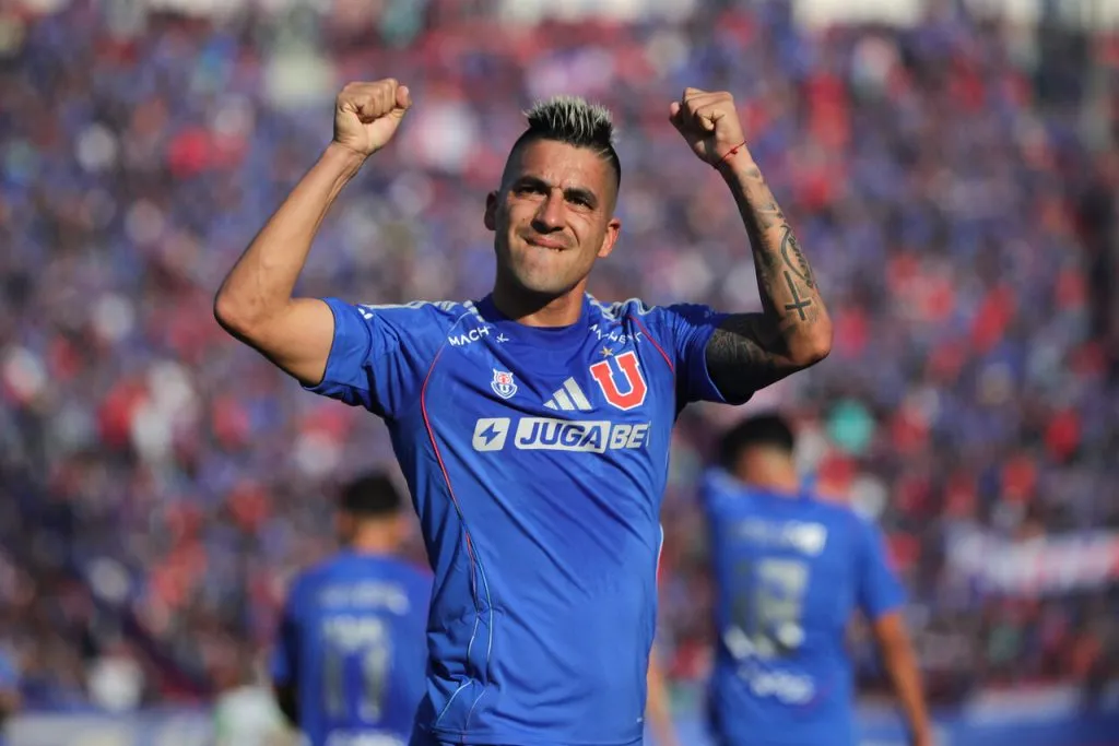 Fernández volvería al equipo ante Cobresal | Foto: Photosport