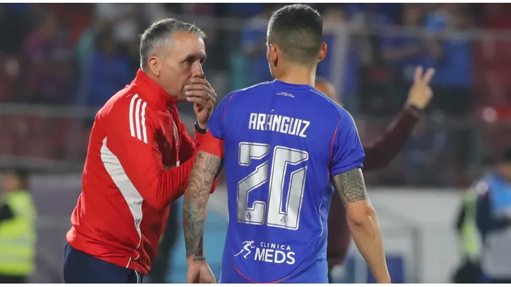 Álvarez aclara situación de Aránguiz y confirma dos retornos en la U