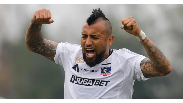 Arturo Vidal está feliz con triunfo en el Club Hípico de Santiago. (Foto: Photosport)