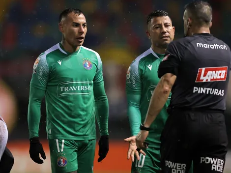 Vargas le responde a los críticos por su nivel en Audax: "Me estoy..."