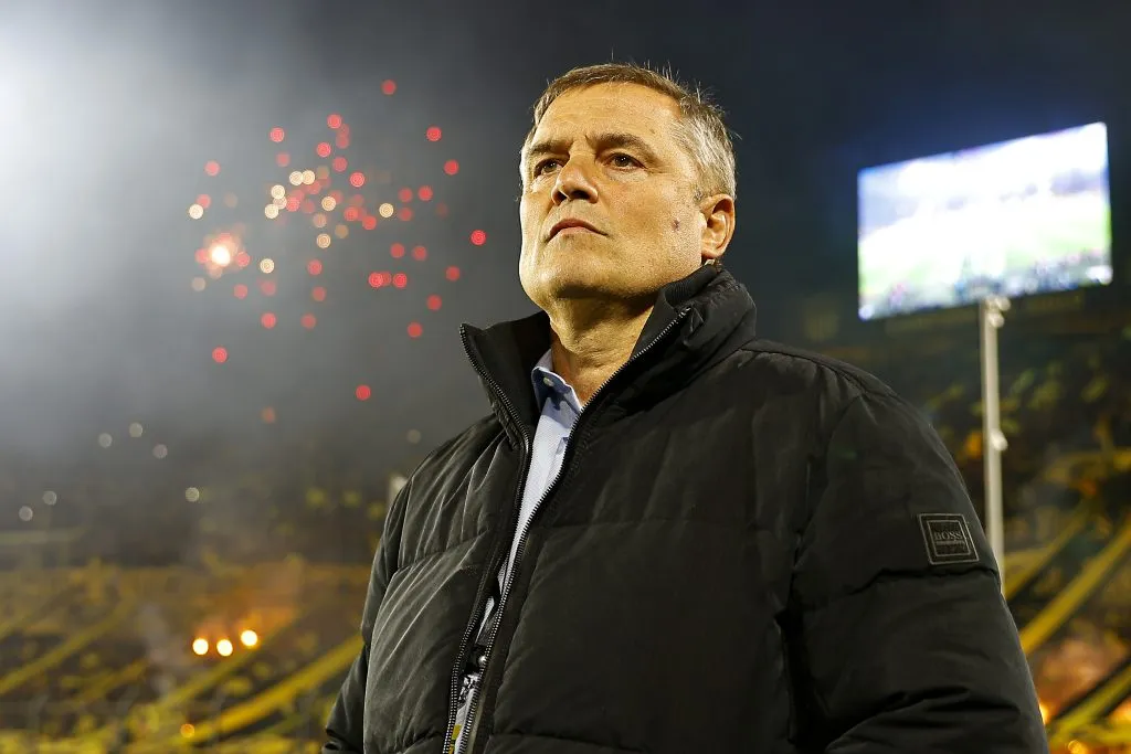 Diego Aguirre está feliz con la llegada de Brayan Cortés a Peñarol. (Foto: Ernesto Ryan/Getty Images)