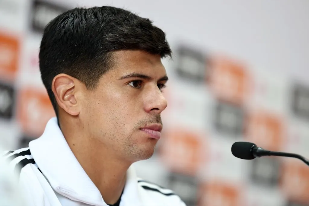 Esteban Pavez enfrentó las duras críticas de la hinchada de Colo Colo
(Foto: Javier Torres/Photosport)
