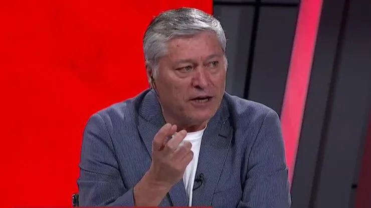 Pato Yáñez se enojó tras el empate albo.