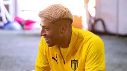 Brayan Cortés ya entrena con Peñarol. (Foto: @oficialcap)