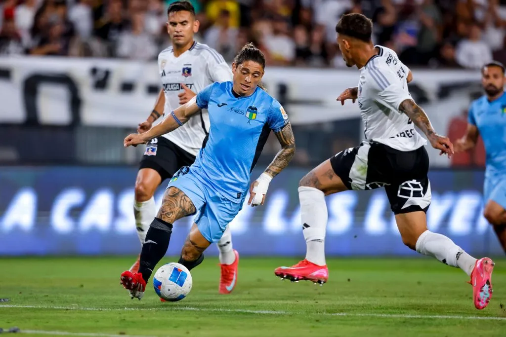 ¿Llega Joaquín Montecinos a Colo Colo? (Photosport).