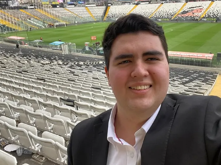 Ex Niño Poeta no se hace drama con ofensivos mensajes de fanáticos de la U: "No creo todos sean así..."