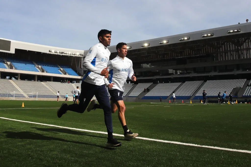 Universidad Católica por ahora no podrá estrenar el Claro Arena. (Foto: Photosport)