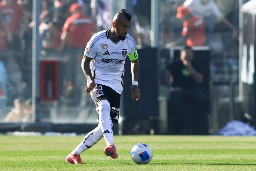 Arturo Vidal, cerca de la renovación en Colo Colo