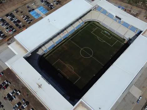 La UC aplaza inauguración del Claro Arena tras duro revés municipal