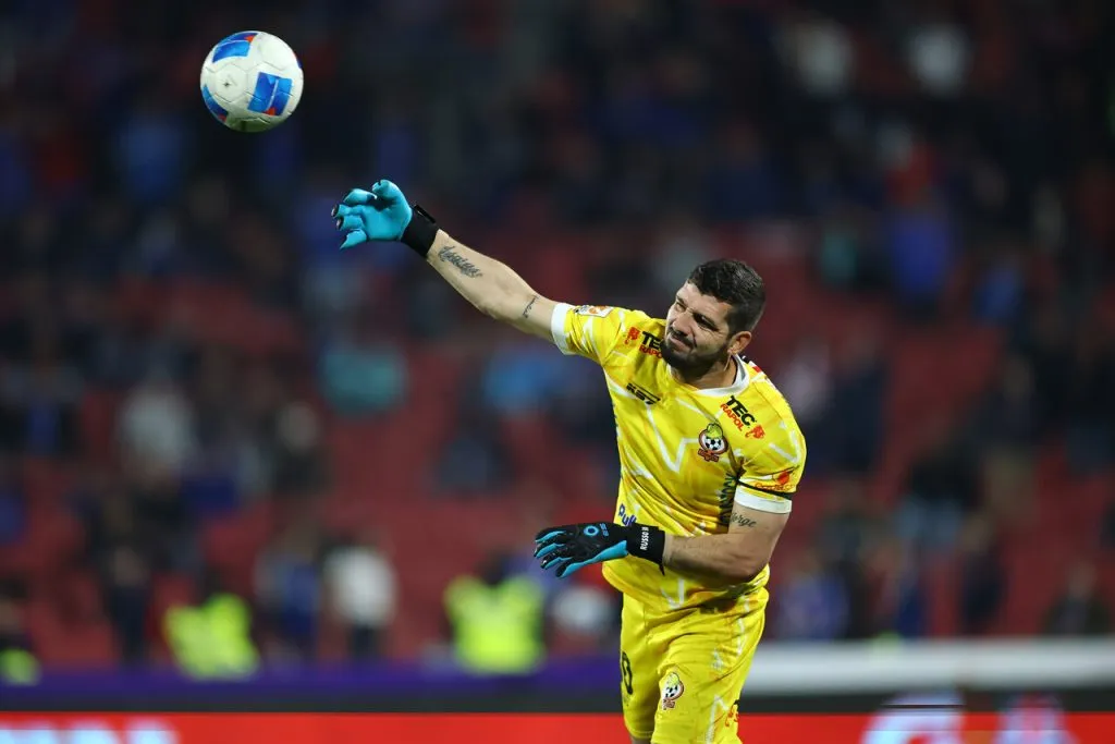 Pinos fue una de las figuras de Cobresal ante la U. | Foto: Photosport