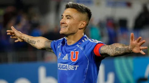 Charles Aránguiz le entrega una gran noticia a la U