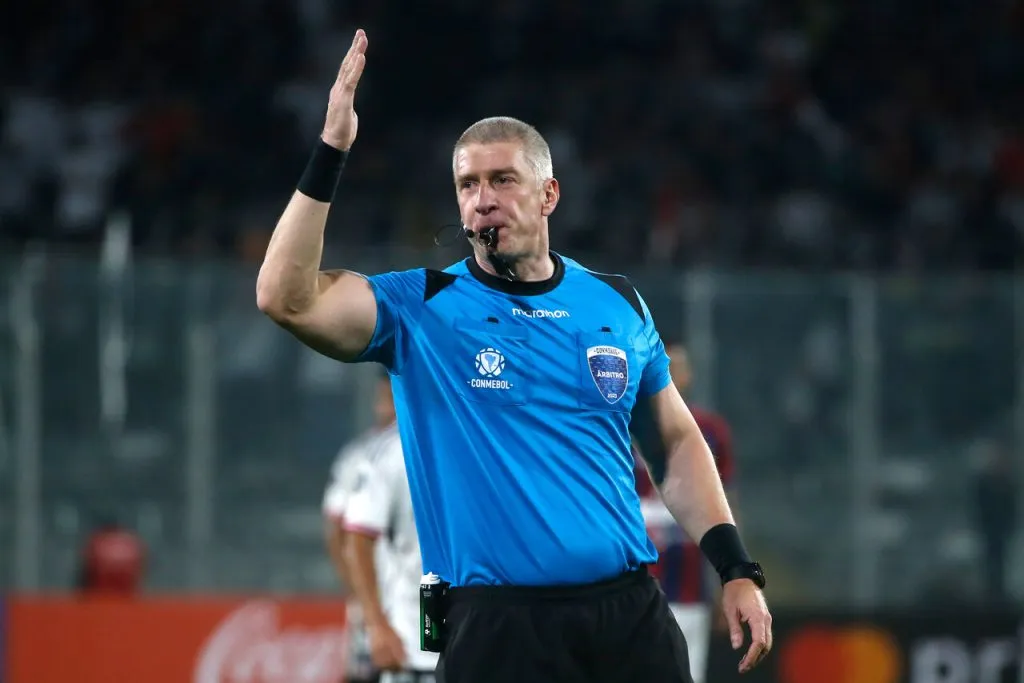 Daronco será el juez del partido de ida | Foto: Photosport