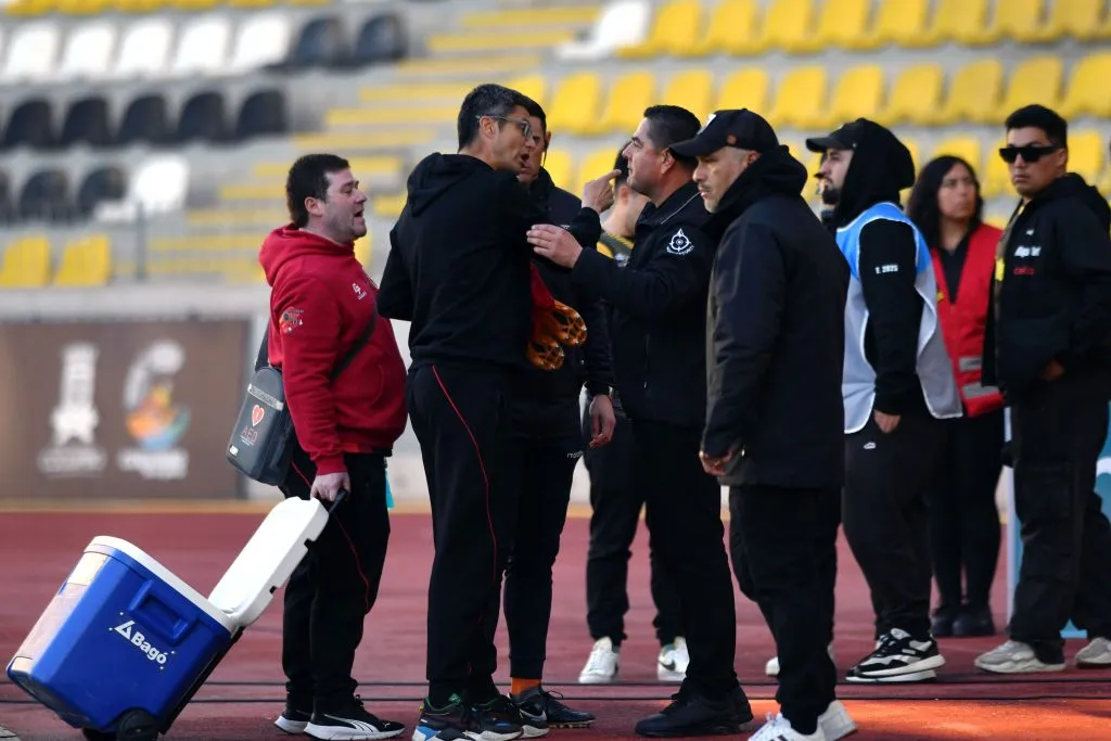 Los hechos de violencia entre Coquimbo Unido y Deportes Limache no fueron informados por el juez del duelo, José Cabero.