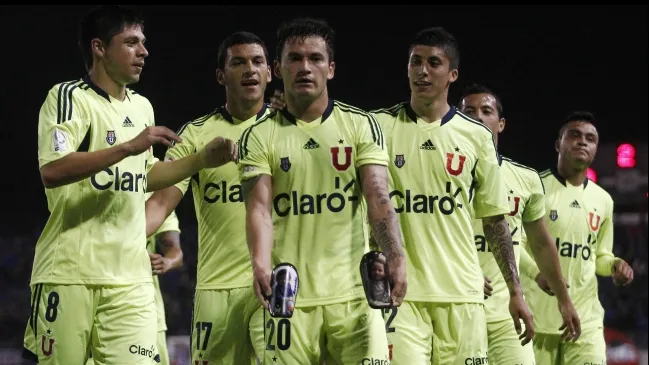 De ese tono sería la segunda opción de camiseta de la U | FOTO: Archivo