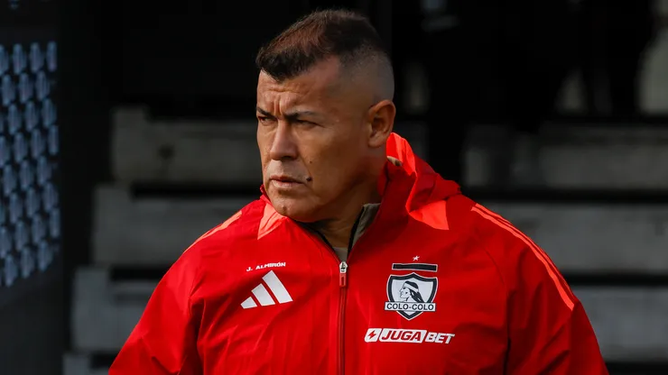 Jorge Almirón da a entender que no sigue en Colo Colo(Foto: Photosport)