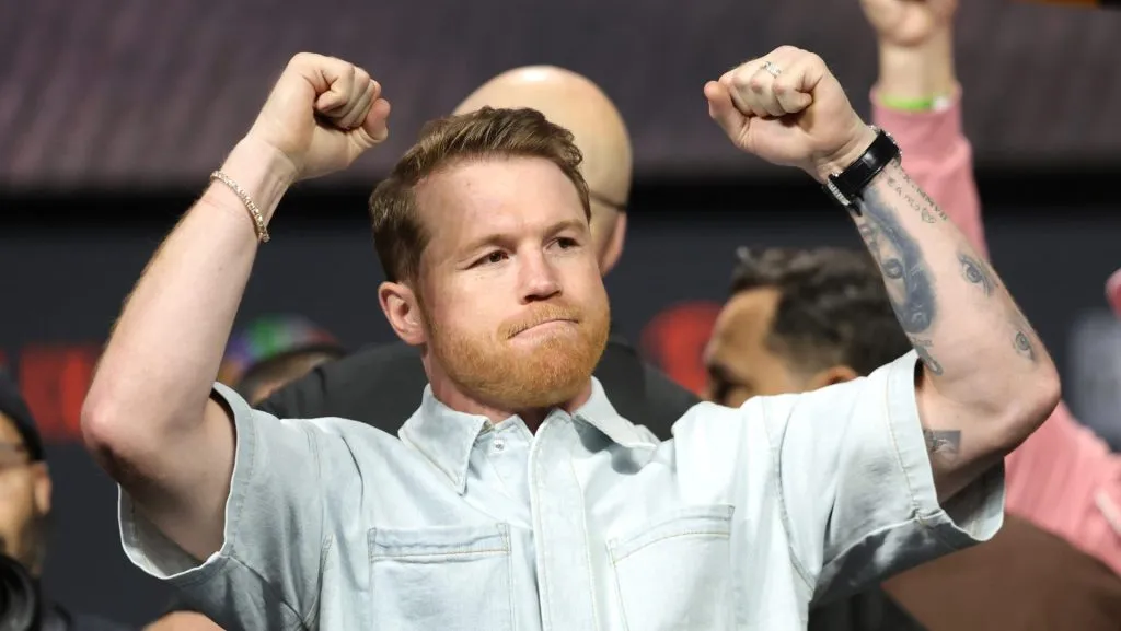 Canelo Álvarez tendría ya fecha definida para su próxima pelea luego de caer ante Terence Crawford (Photo by Steve Marcus/Getty Images)