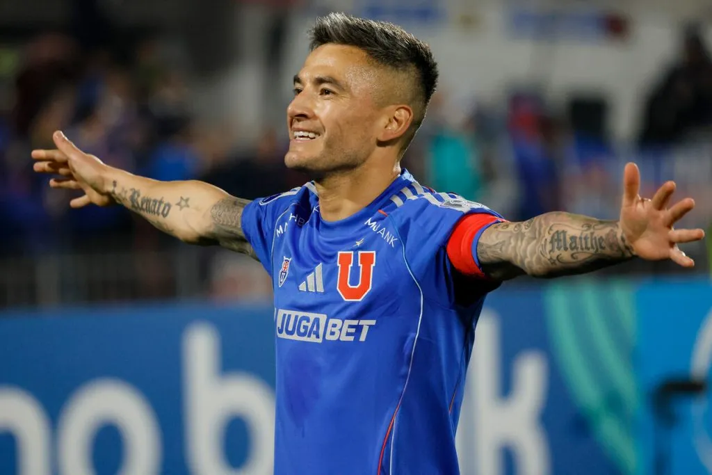 Aránguiz vuelve en Universidad de Chile. | Foto: Photosport